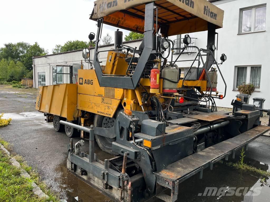 ABG Titan 455 Finišery