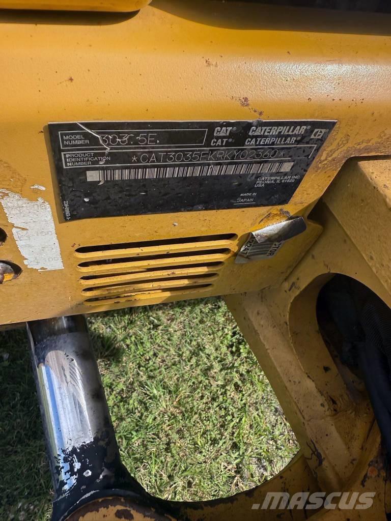 CAT 303.5 E CR Mini rýpadla < 7t