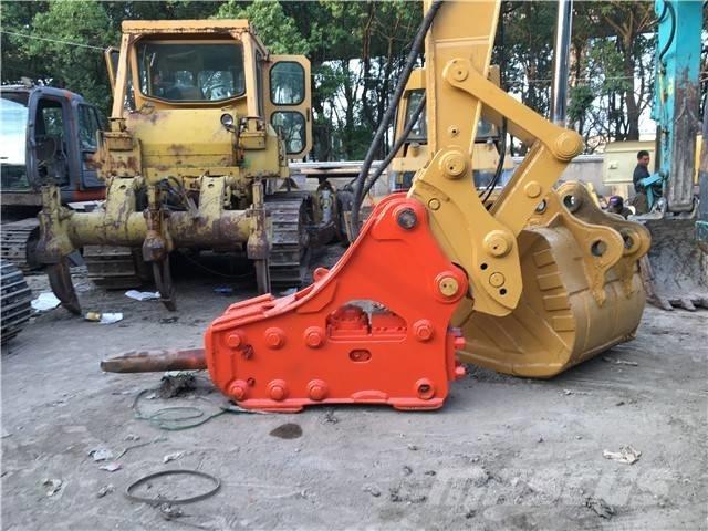 CAT 325 C Pásová rýpadla