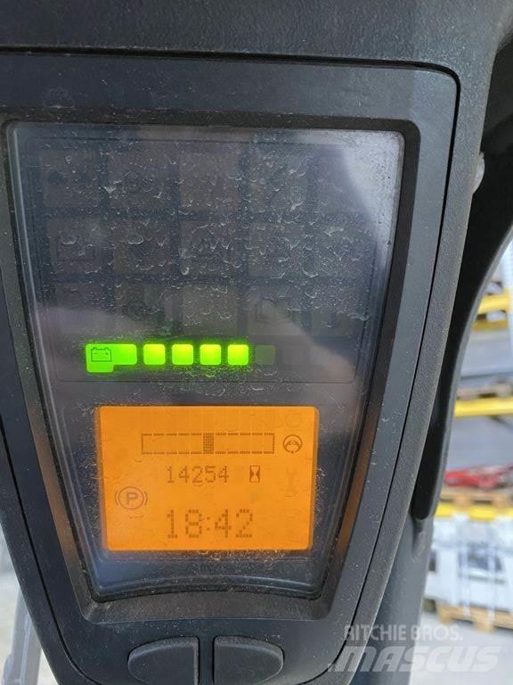 Linde E16L-02 Akumulátorové vozíky