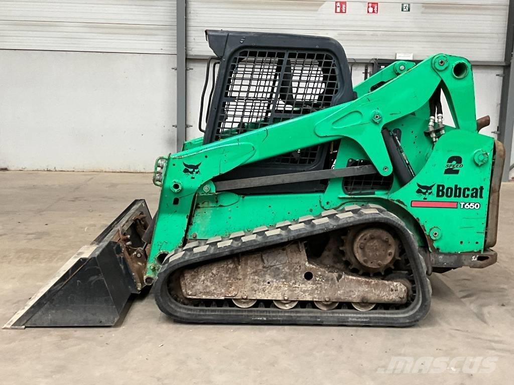 Bobcat T 650 Smykem řízené nakladače