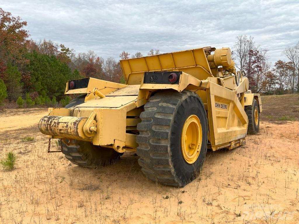 DEERE 862 Skrejpry