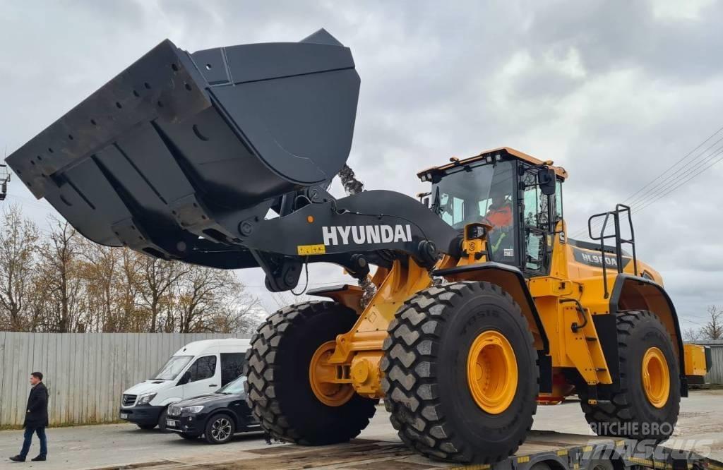 Hyundai HL980A Kolové nakladače