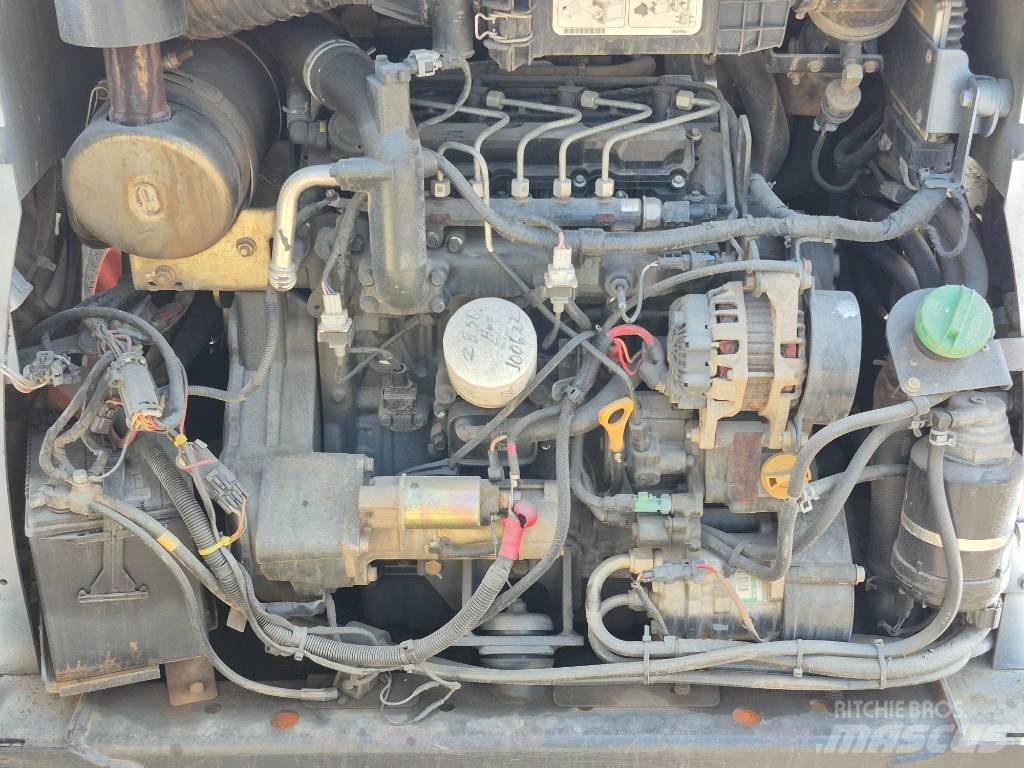 Bobcat S 630 Smykem řízené nakladače