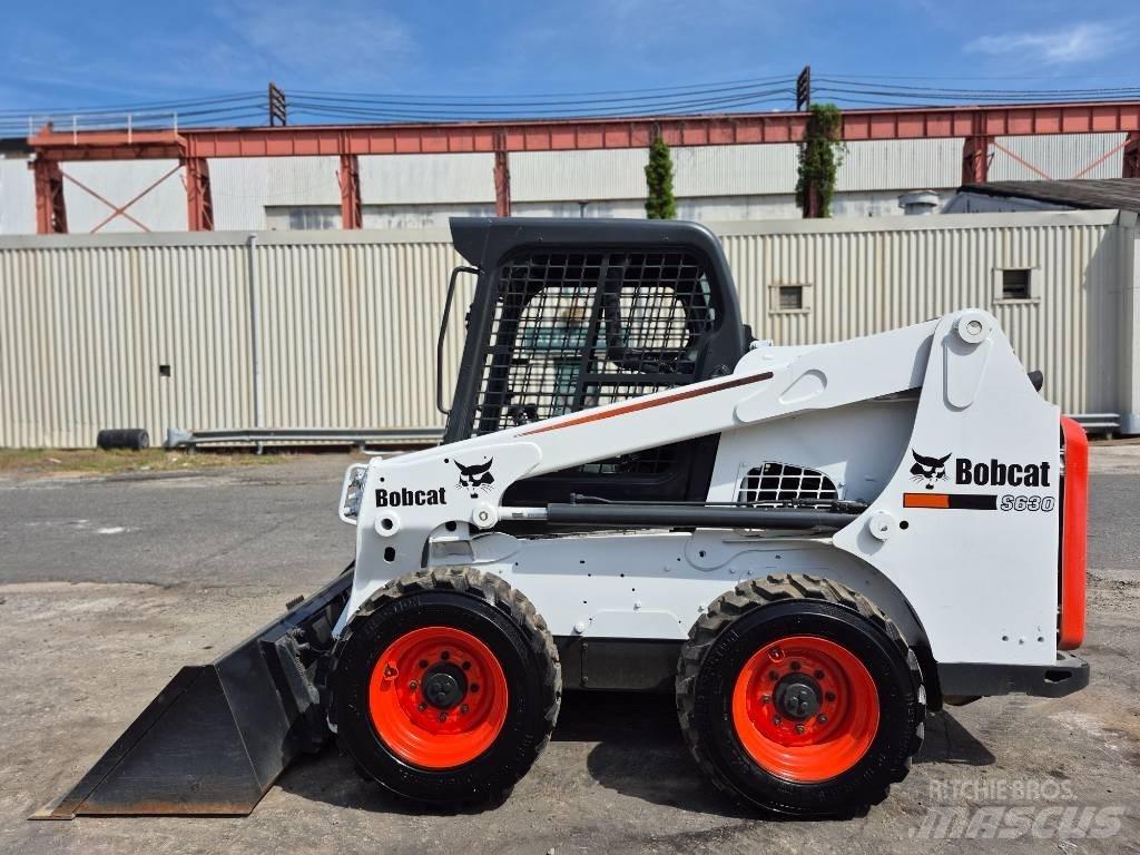 Bobcat S 630 Smykem řízené nakladače