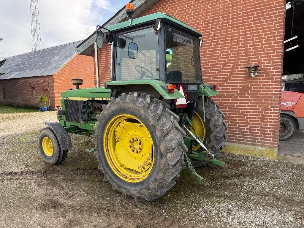 John Deere 3050 Traktory