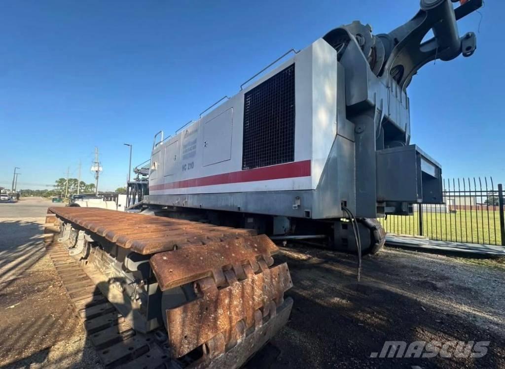 Terex HC210 Pásové jeřáby