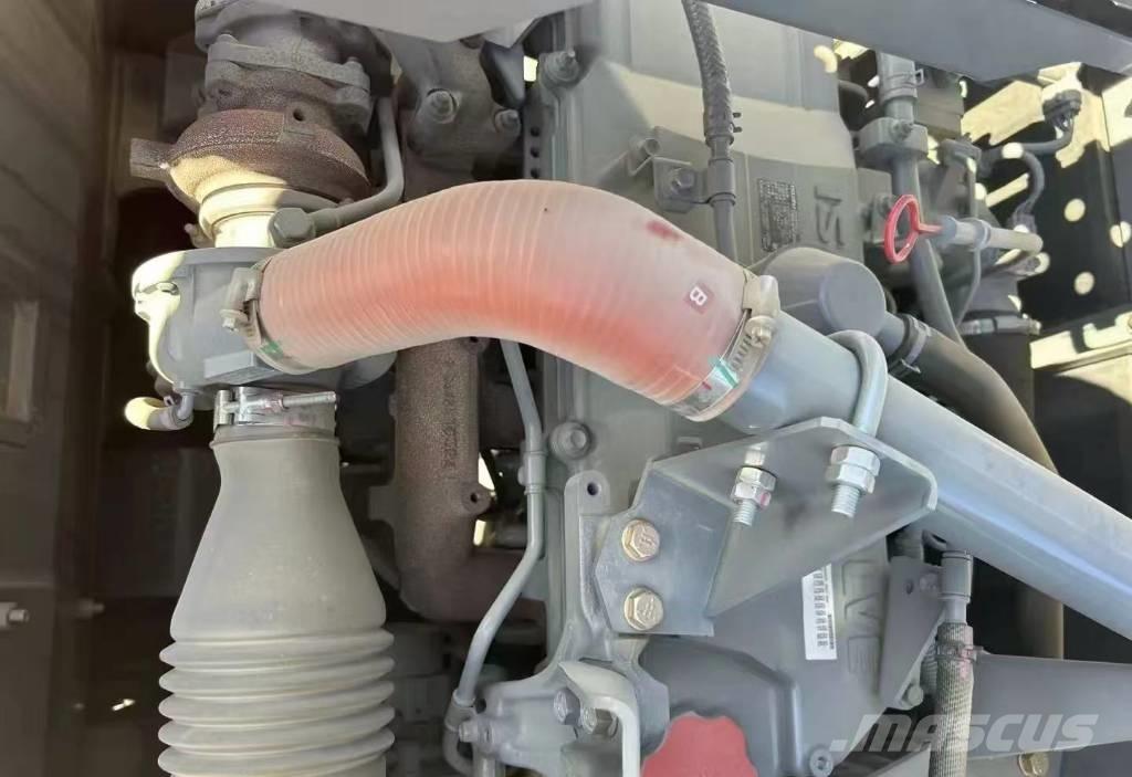 Hitachi 250 Pásová rýpadla