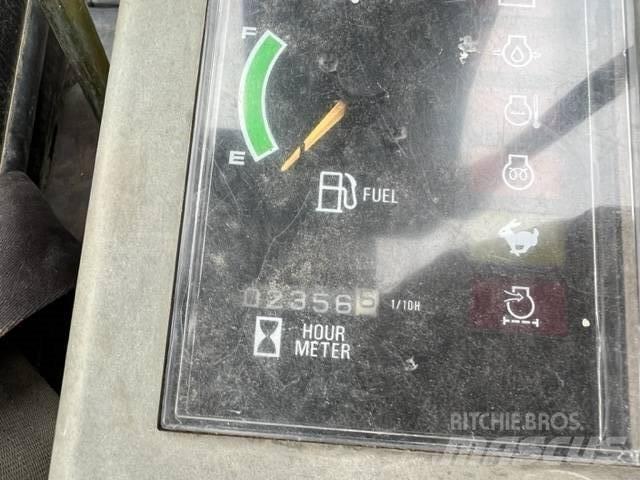 Takeuchi TB23R Mini rýpadla < 7t