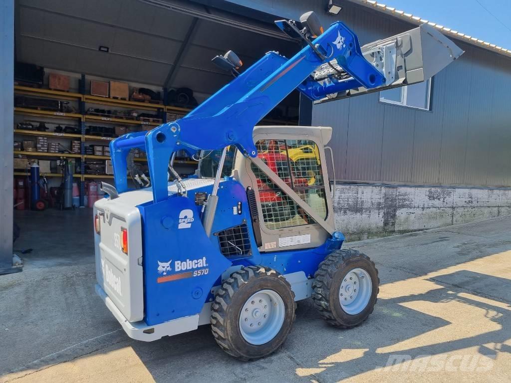 Bobcat S570 Smykem řízené nakladače