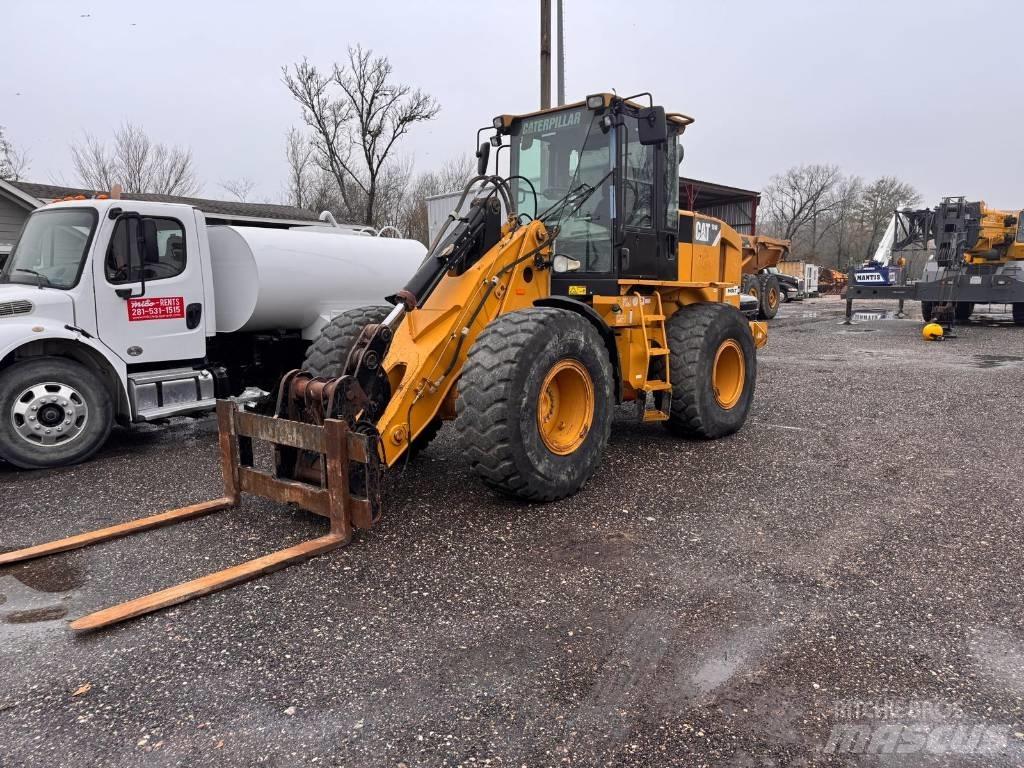 CAT 924 H Kolové nakladače