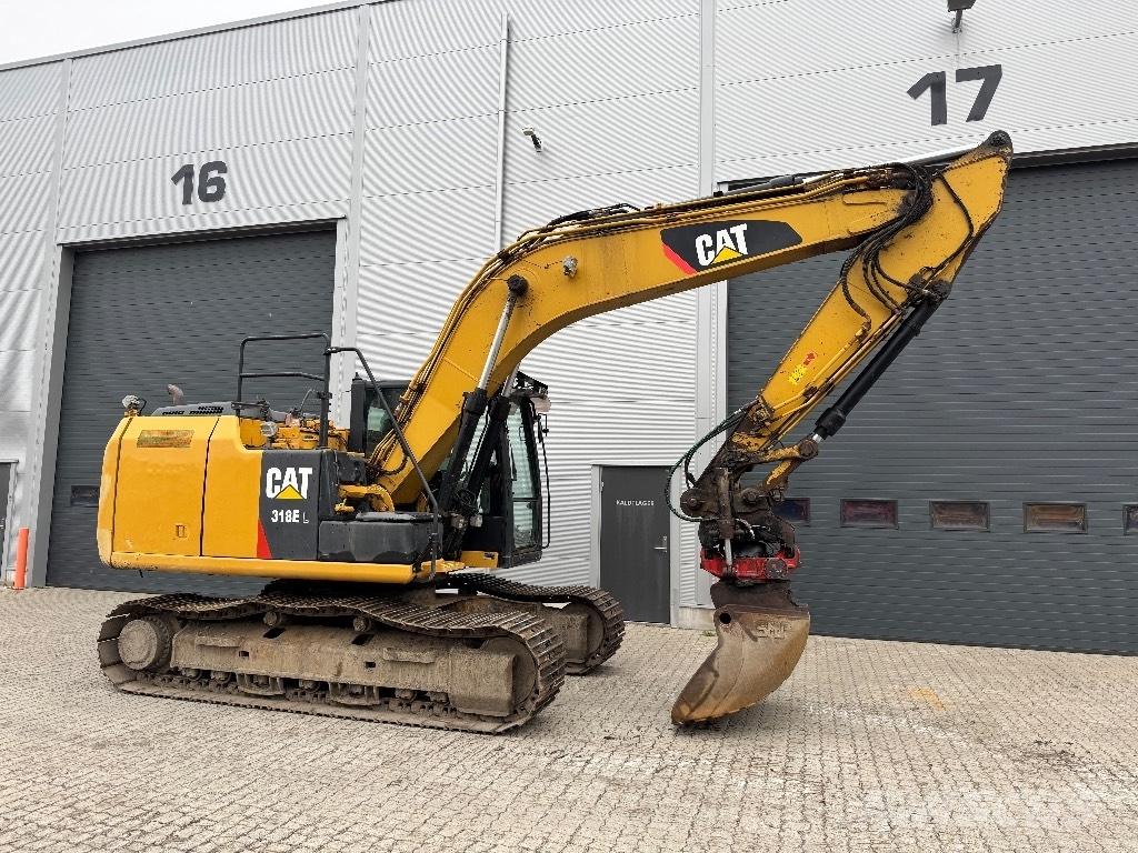 CAT 318 E L Pásová rýpadla