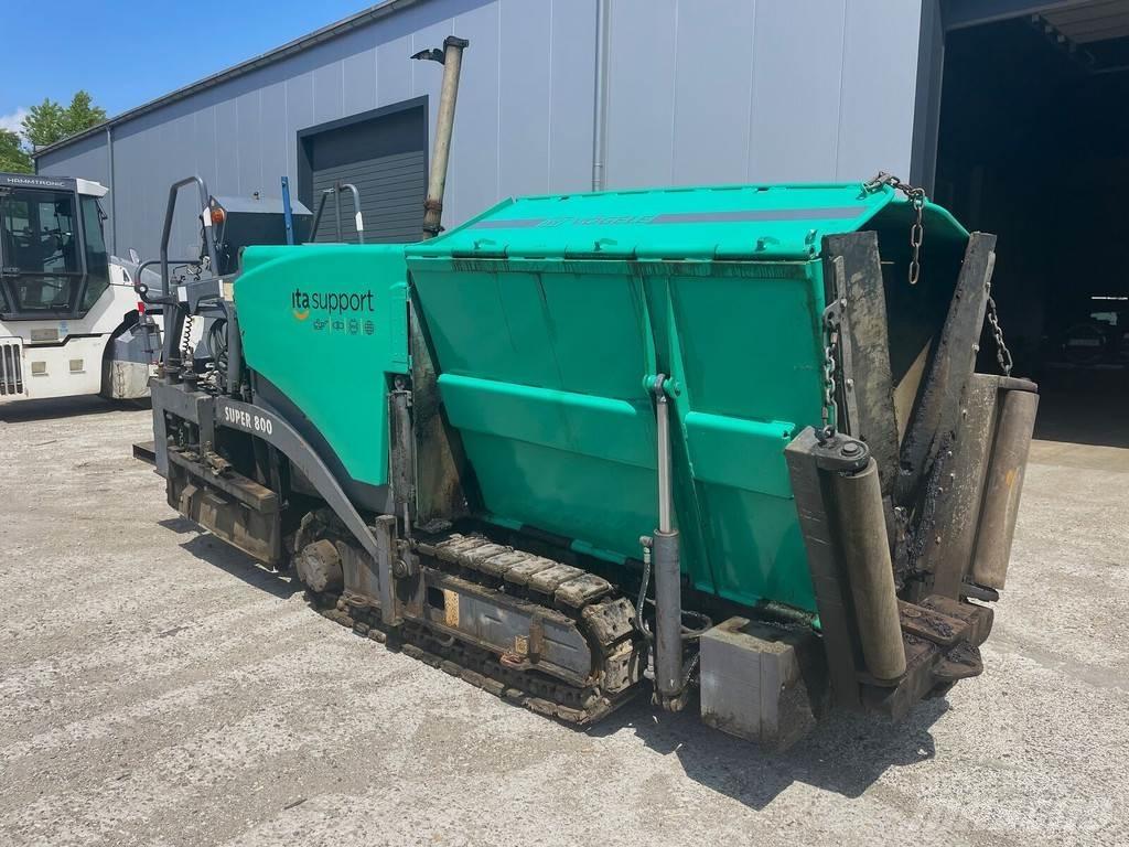 Vögele Super 800 Finišery