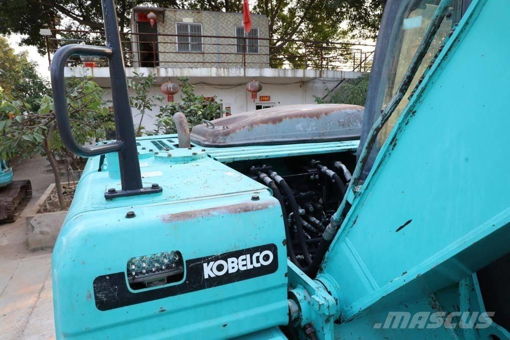 Kobelco SK 130 Pásová rýpadla