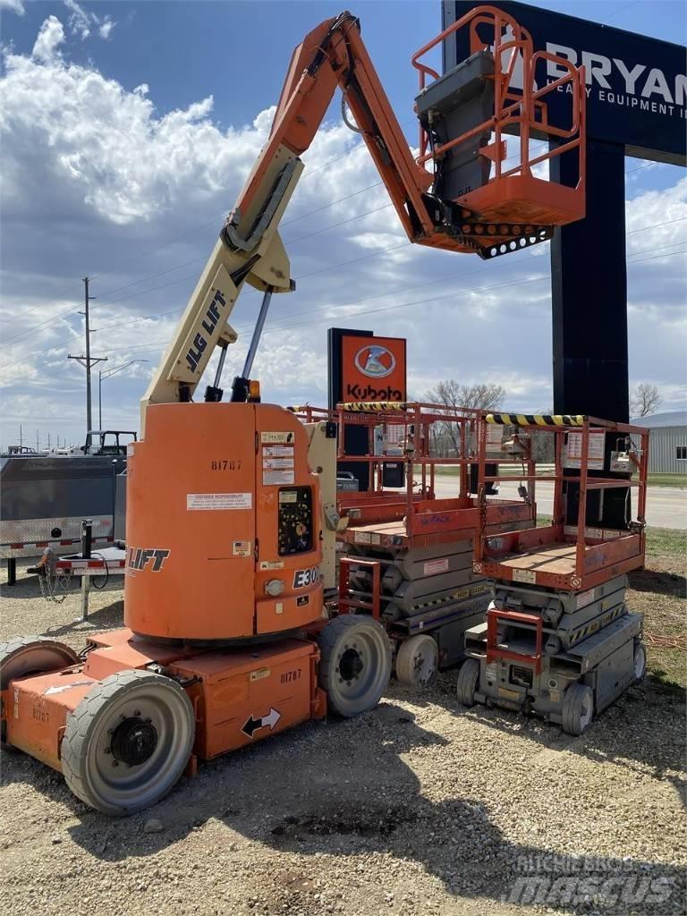 JLG E300AJP Kloubové plošiny