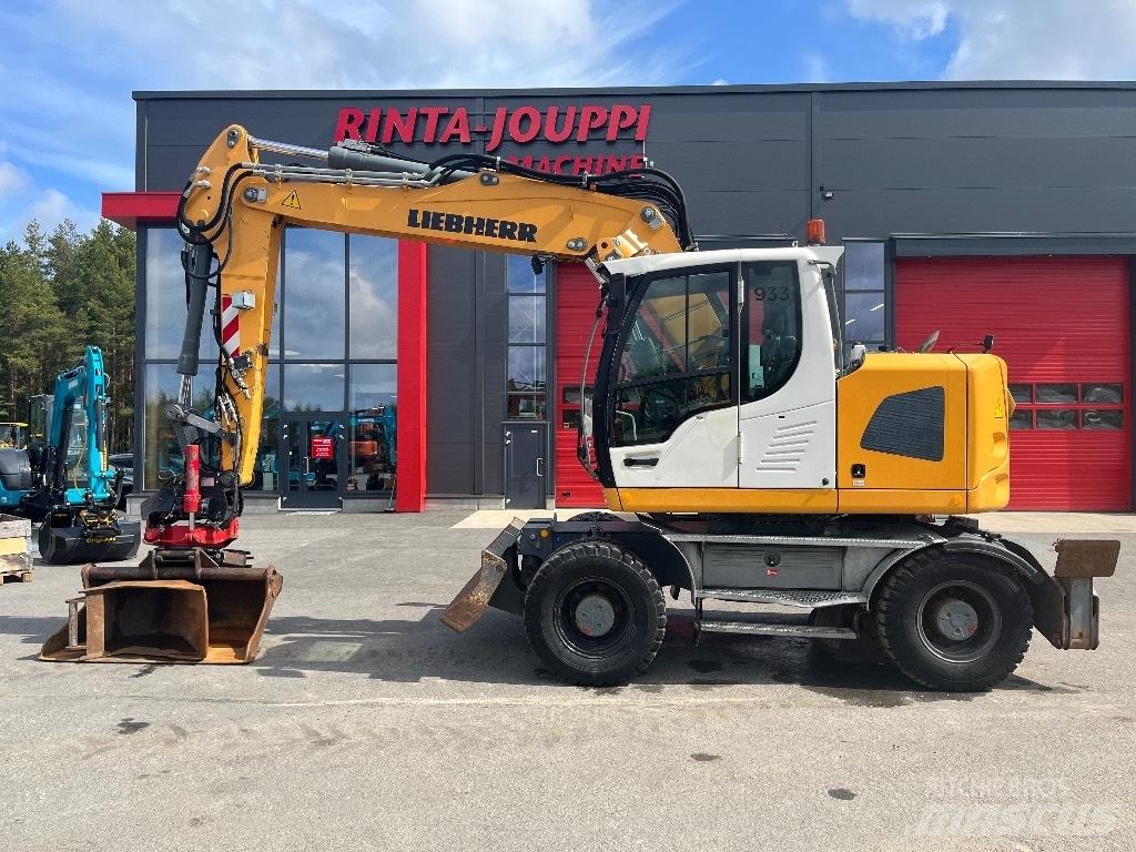 Liebherr A 918 Comp Kolová rýpadla