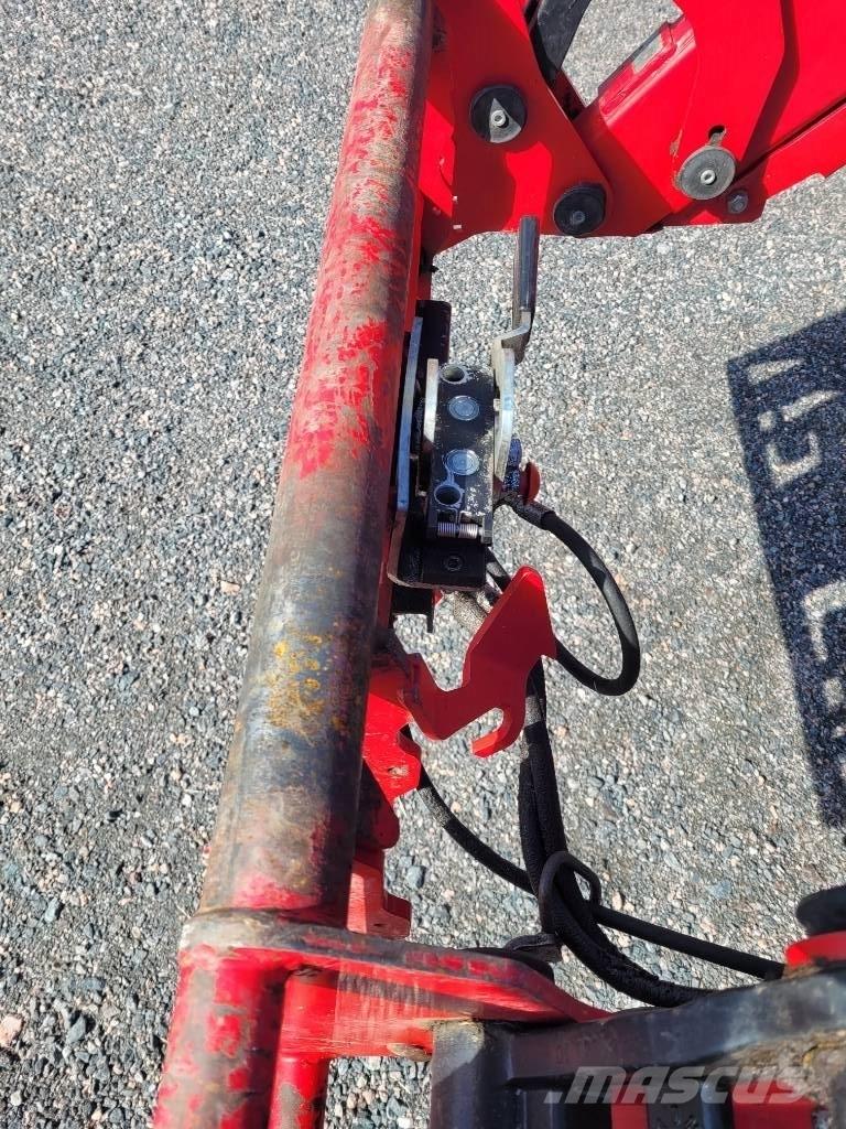 Massey Ferguson 5445 Traktory
