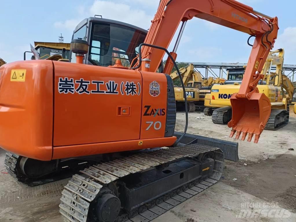 Hitachi ZX70 Mini rýpadla < 7t