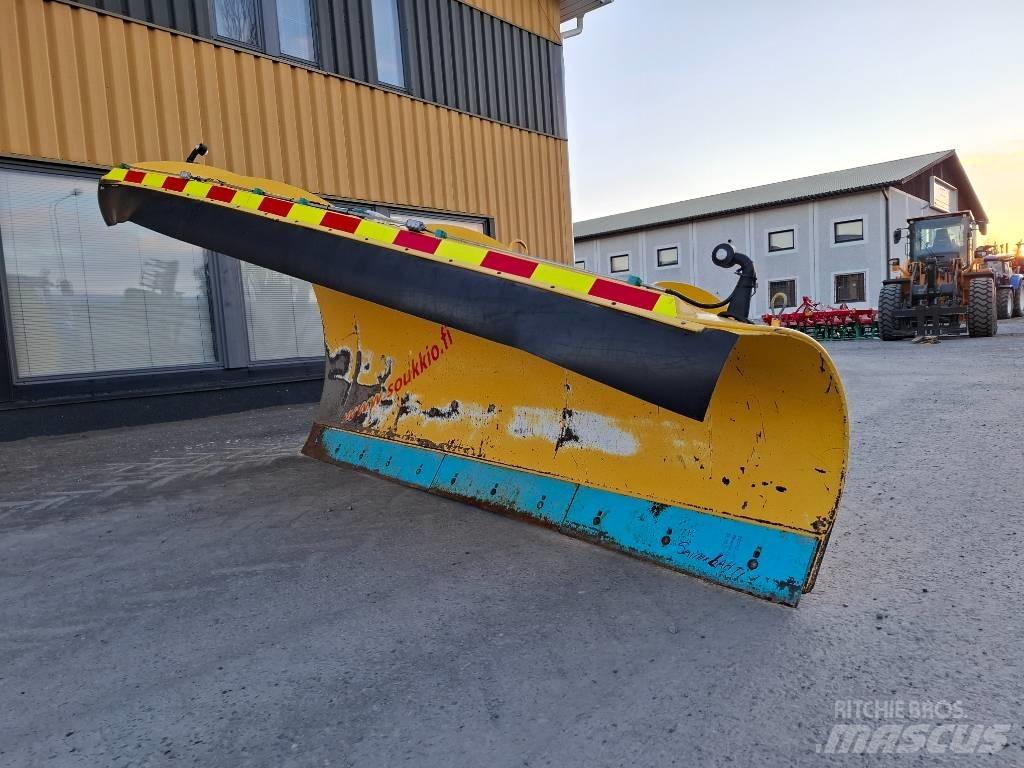 Soukkio AK 3400 Sněžné pluhy, přední sněhové radlice