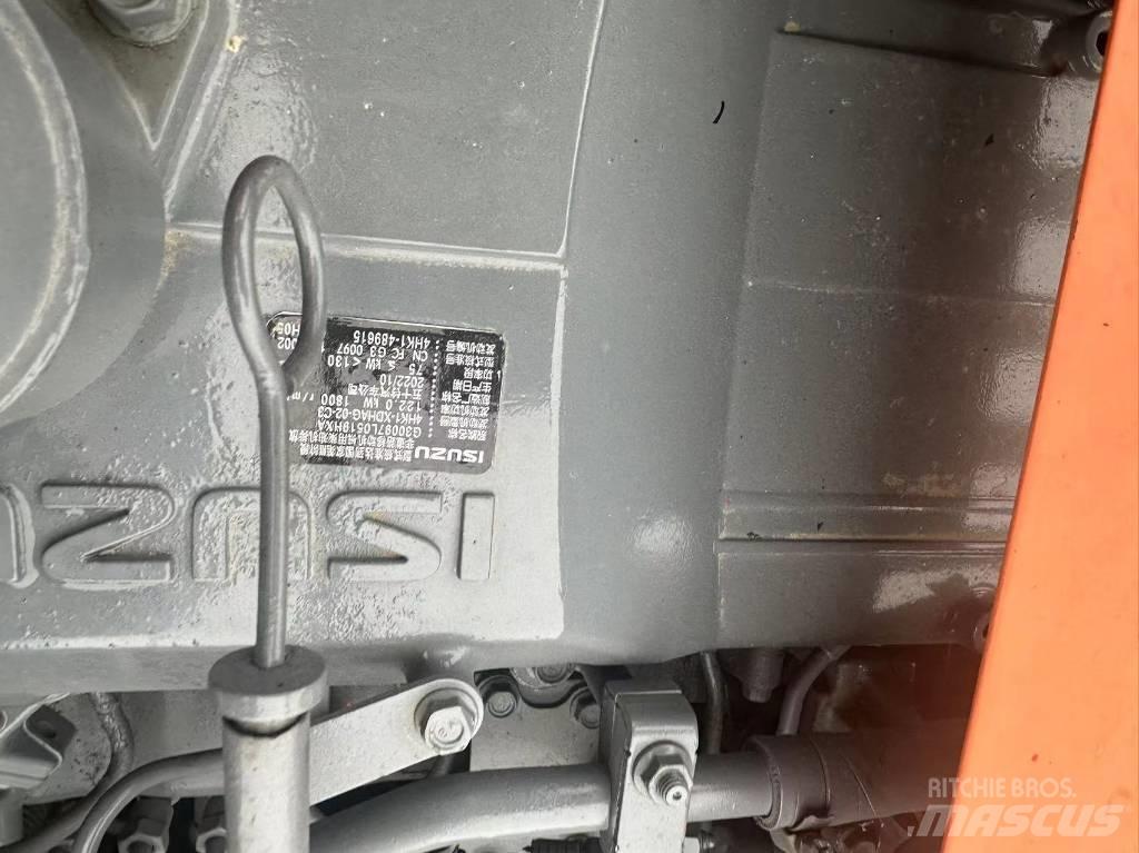 Hitachi ZX 240 Pásová rýpadla