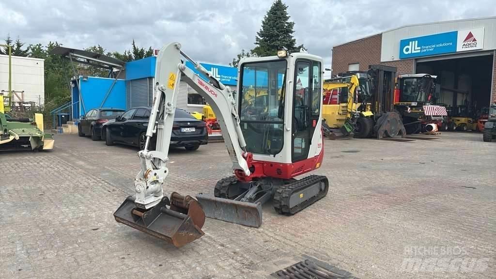 Takeuchi TB216 A Mini rýpadla < 7t