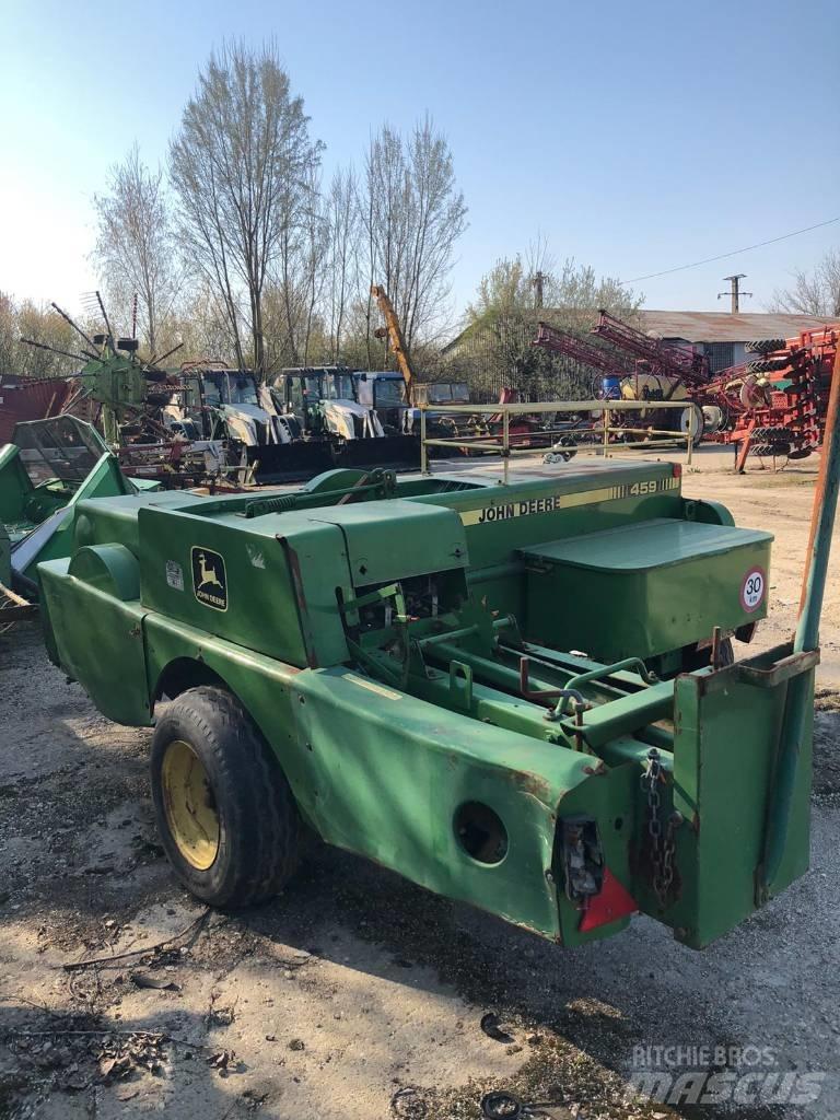 John Deere 459 Lis na hranaté balíky