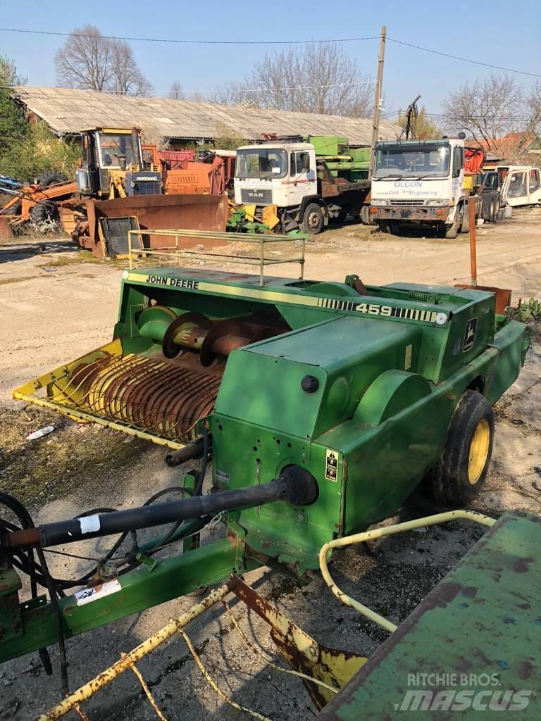 John Deere 459 Lis na hranaté balíky