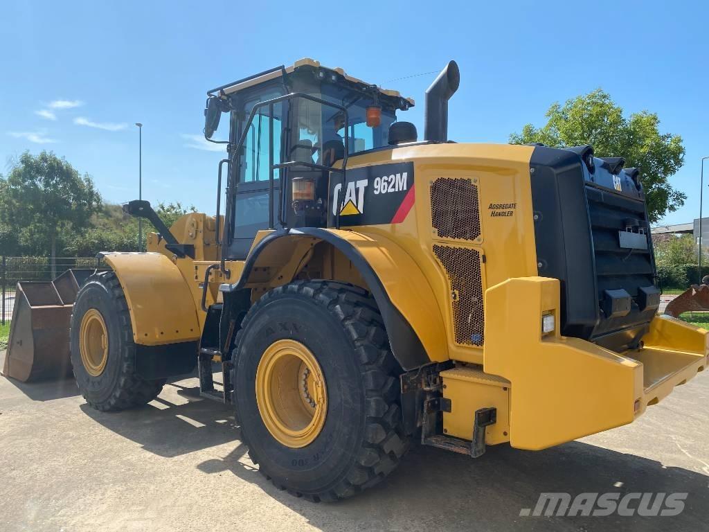 CAT 962 M Kolové nakladače