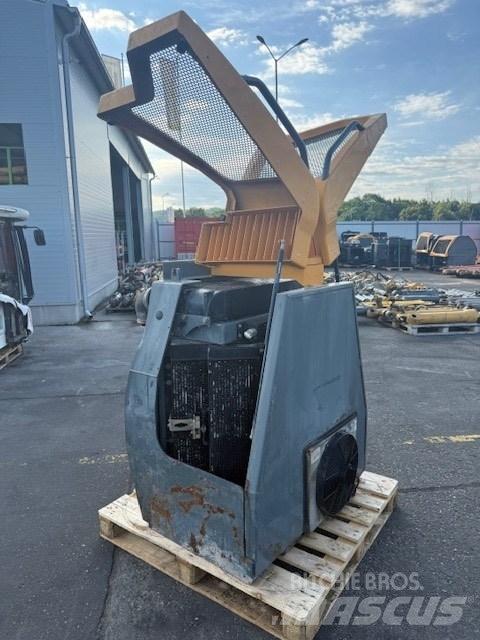 Liebherr L 556 Radiátory