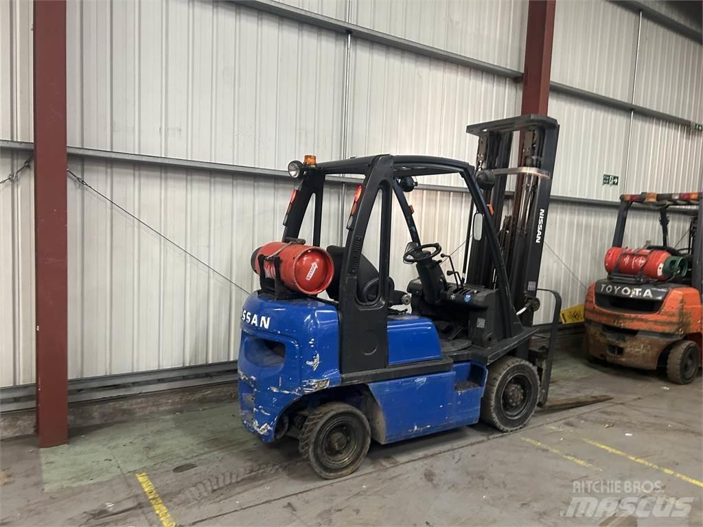 Nissan UD02A20PQ LPG vozíky