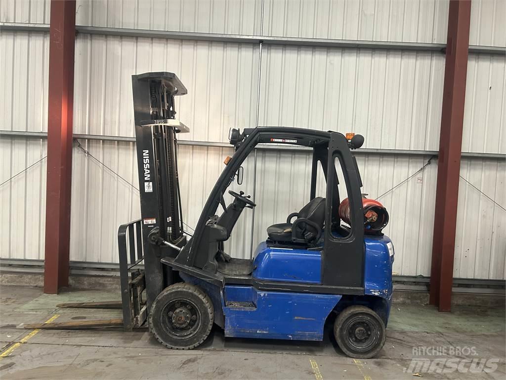 Nissan UD02A20PQ LPG vozíky