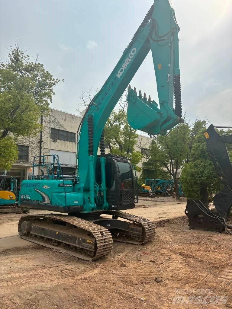 Kobelco SK 210 Pásová rýpadla