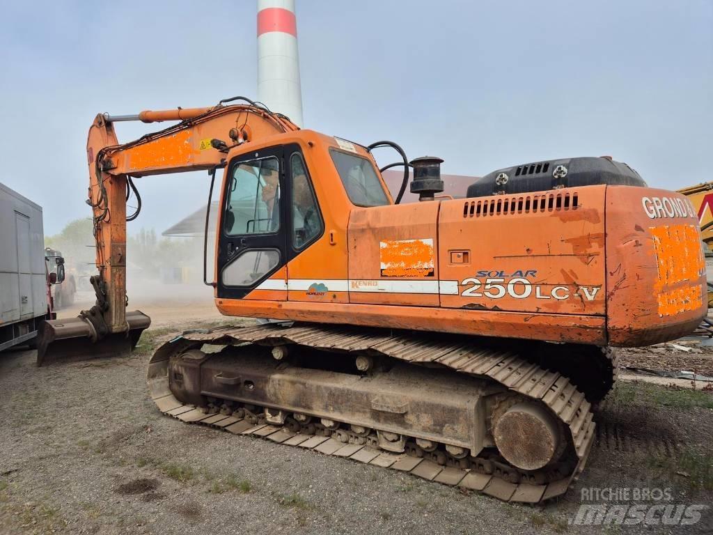 Daewoo S250 Pásová rýpadla