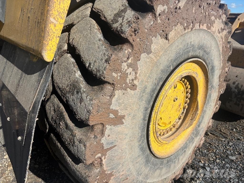 Komatsu WA 500-7 Kolové nakladače