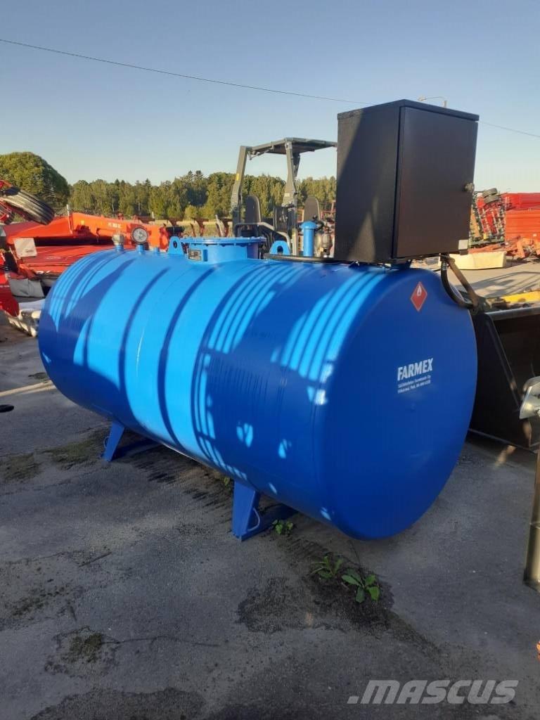 Farmex 3200L Další