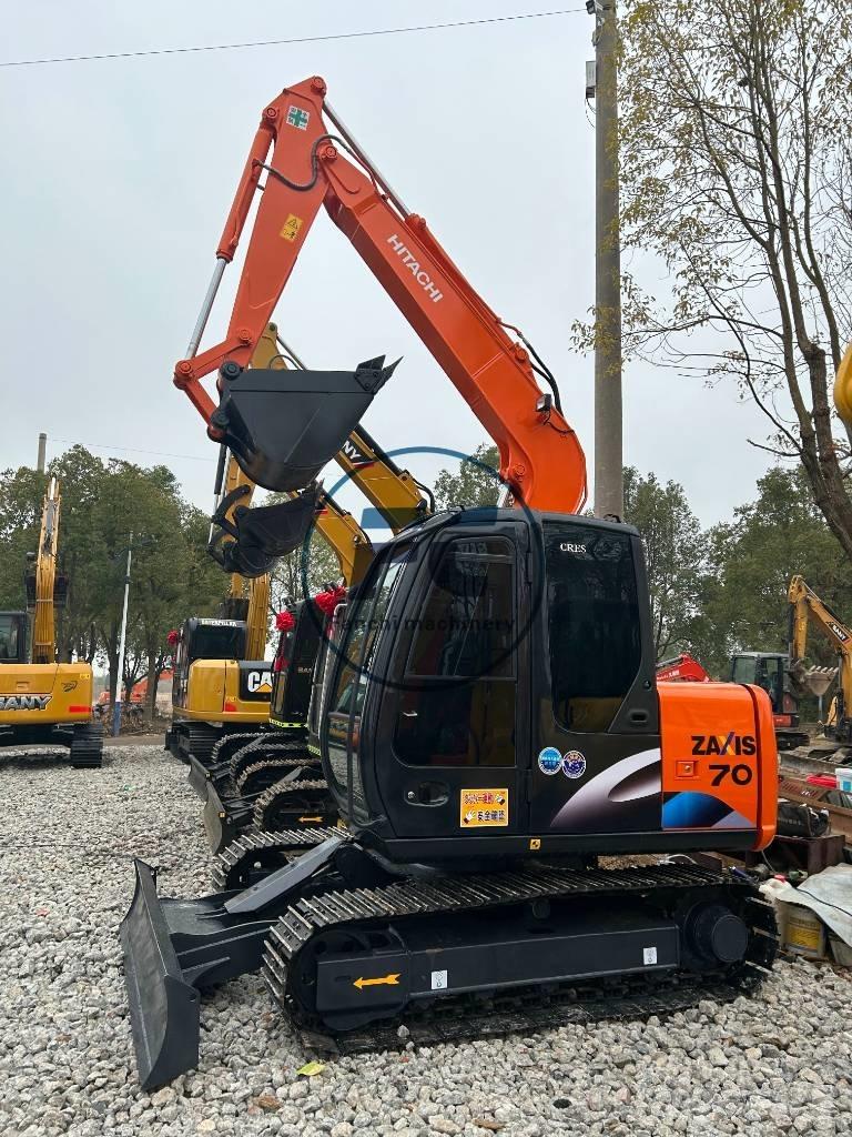 Hitachi ZX 70 Pásová rýpadla