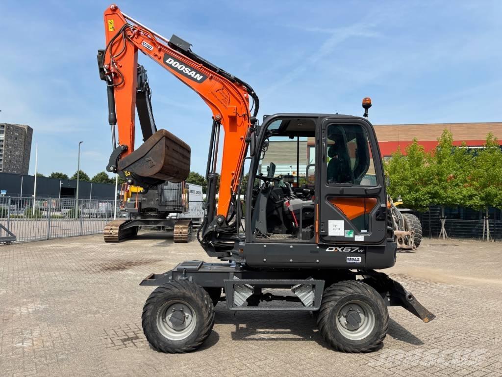 Doosan DX 57 Kolová rýpadla