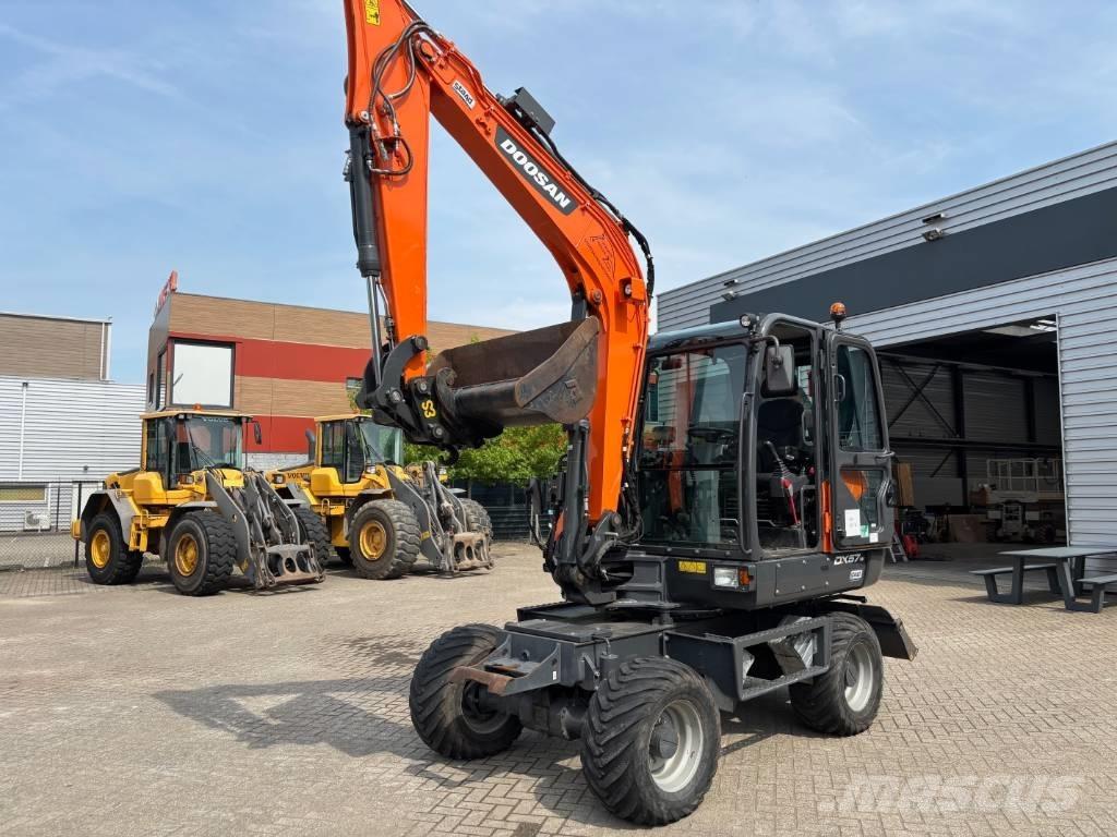 Doosan DX 57 Kolová rýpadla