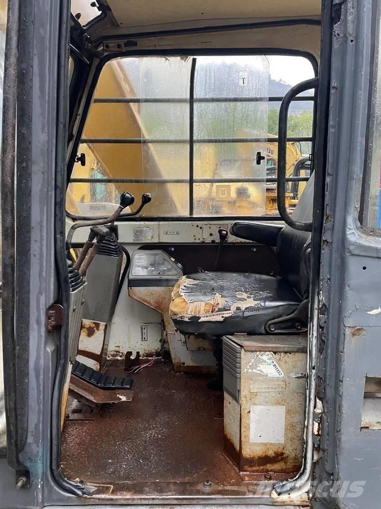 Sumitomo S160 Pásová rýpadla