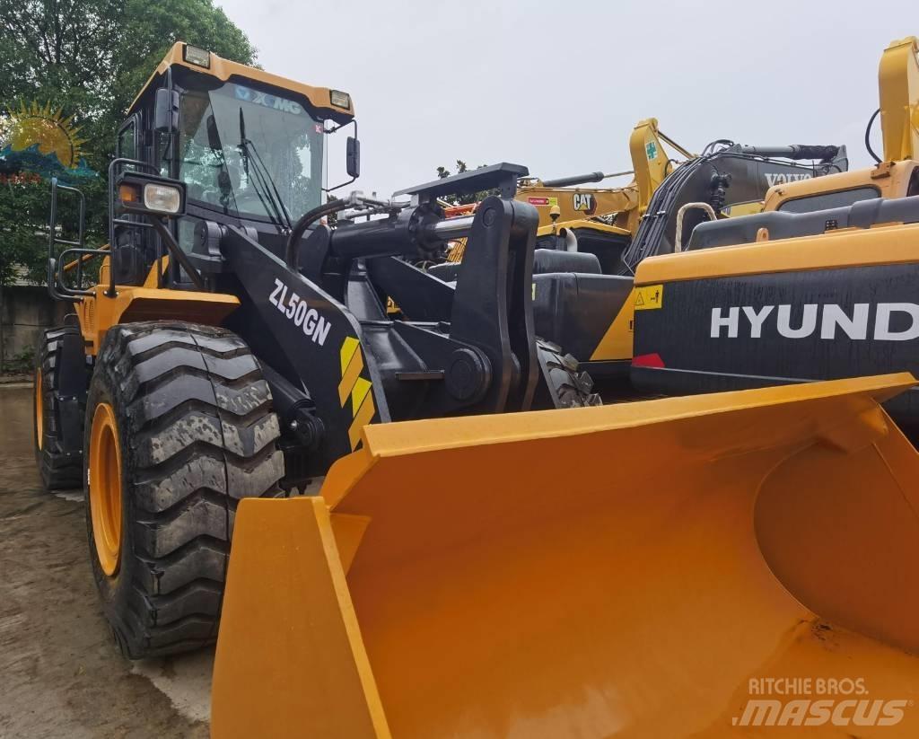 XCMG ZL 50 GN Kolové nakladače