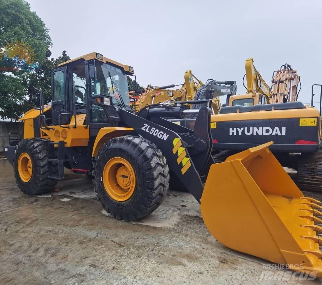 XCMG ZL 50 GN Kolové nakladače