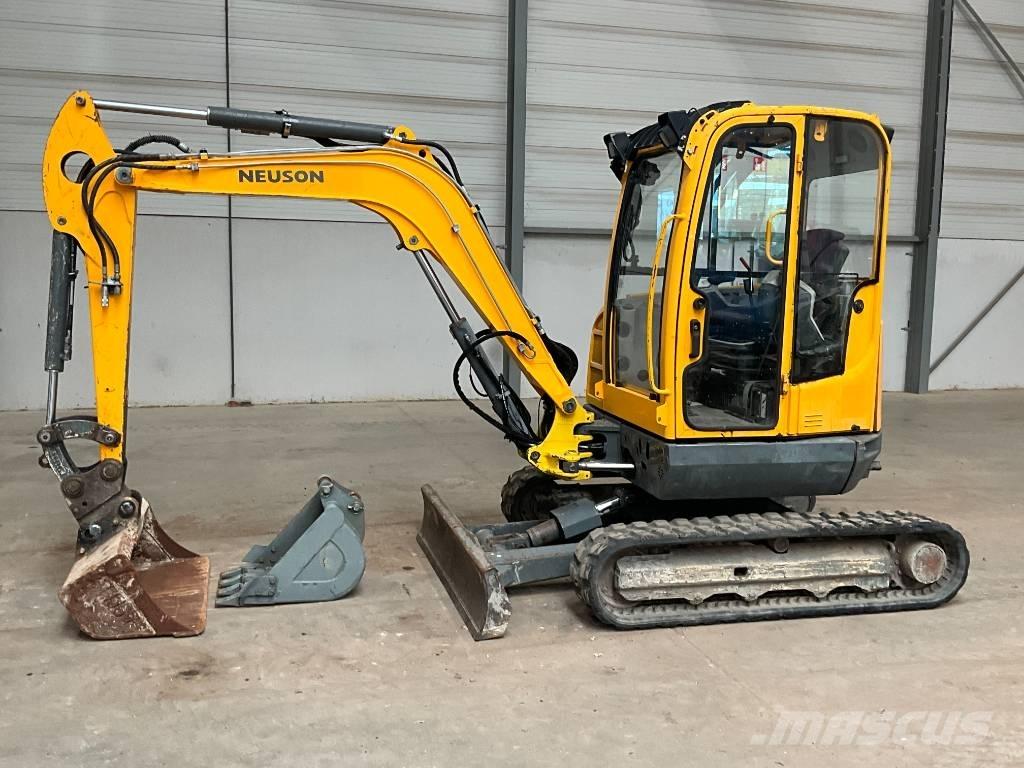 Neuson EZ 38 Mini rýpadla < 7t