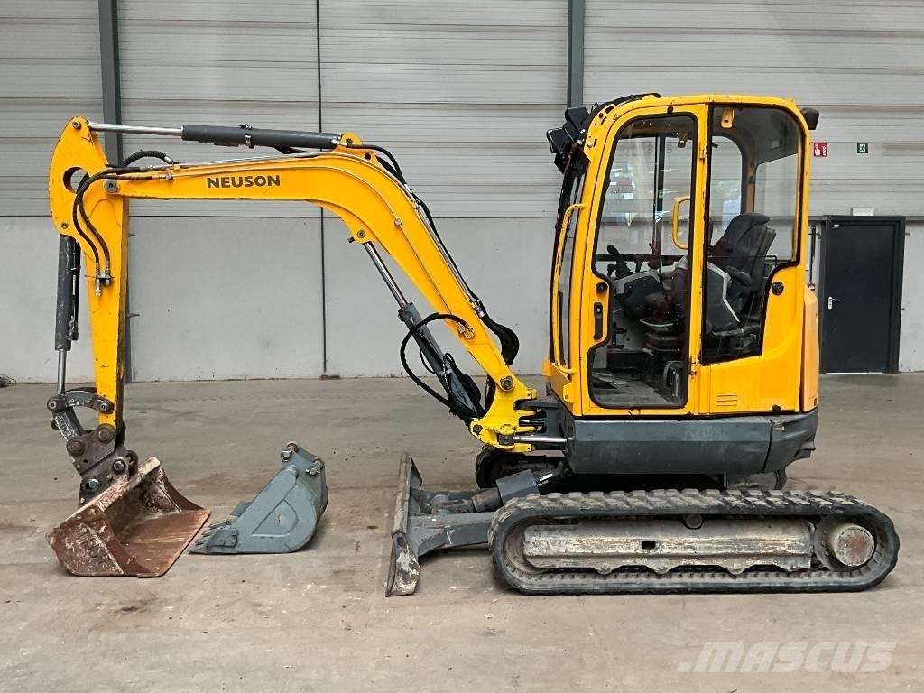 Neuson EZ 38 Mini rýpadla < 7t