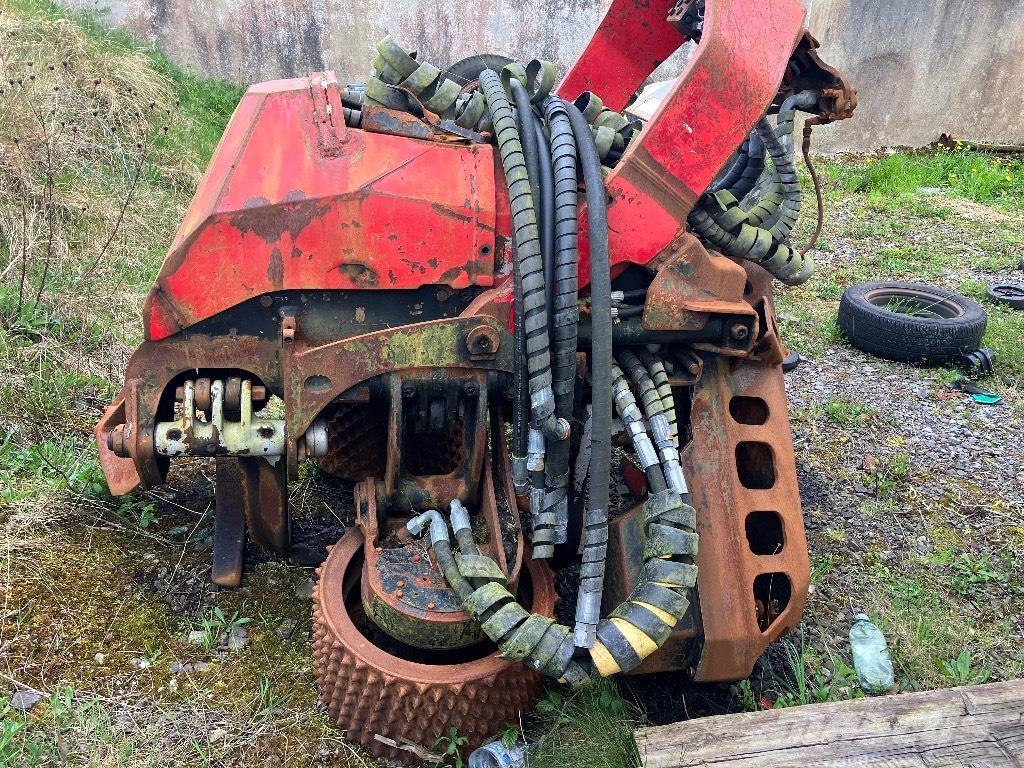 Komatsu 370.2 Těžební hlavy