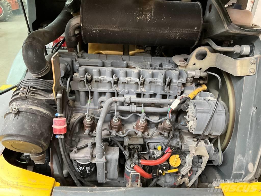 Kramer 750 Kolové nakladače