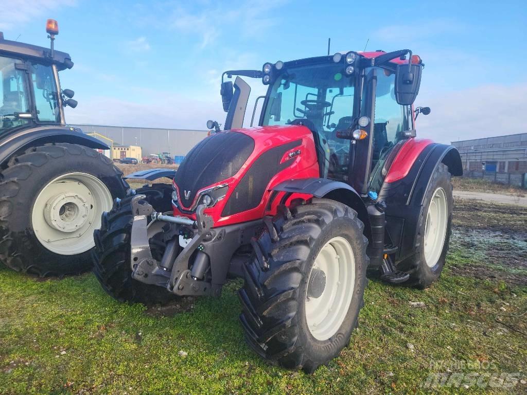 Valtra N 155 Versu Traktory