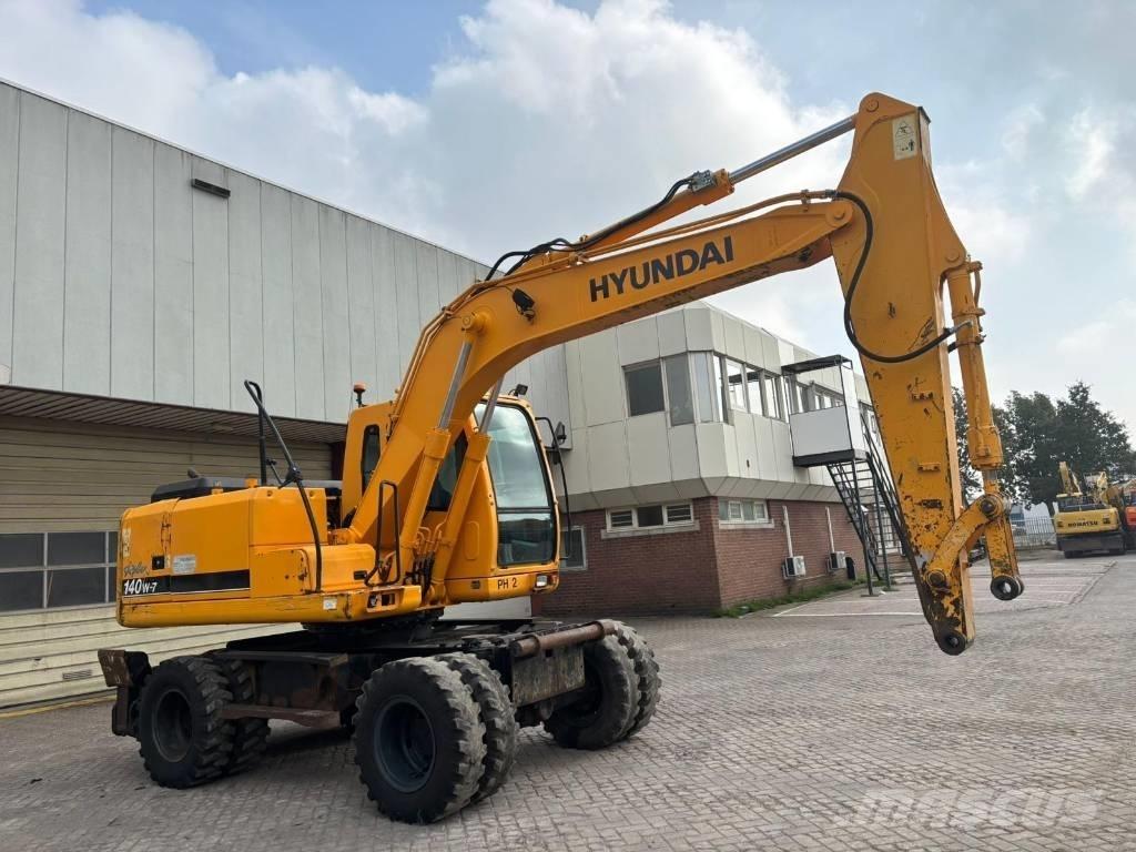 Hyundai 140W-7 Kolová rýpadla