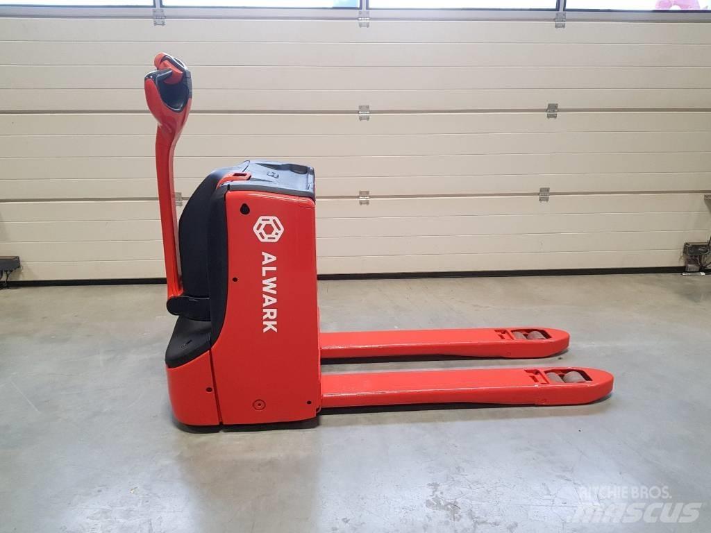 Linde T16 Nízkozdvižný vozík