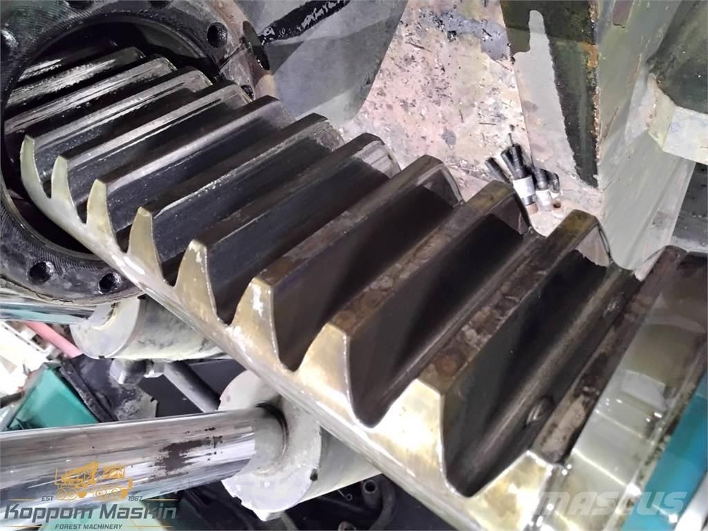 Loglift 200 Těžební jeřáby