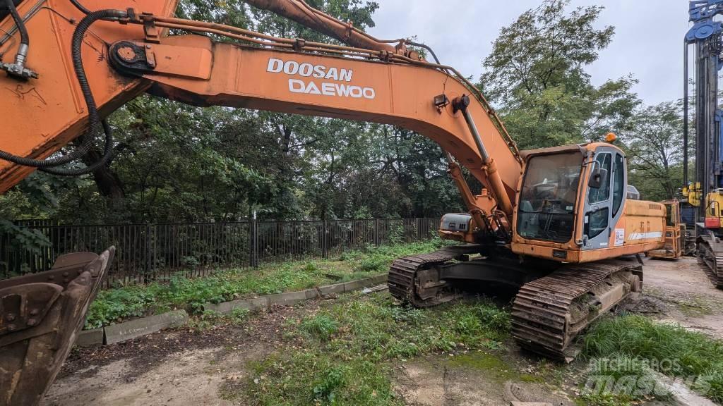 Doosan DX 340 LC Pásová rýpadla
